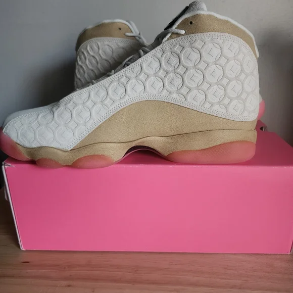 Air Jordan 13 'Chinese New Year' - Picture 9 of 12